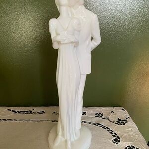 Royal Doulton Happy Anniversary Couple Figurine